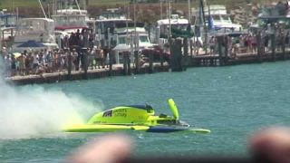 J.W. Meyers Hydroplane Crash 2010 APBA Gold Cup Detroit