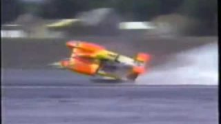 Unlimited Hydroplane Crash Video